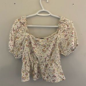 Wild Fable floral puff sleeve top